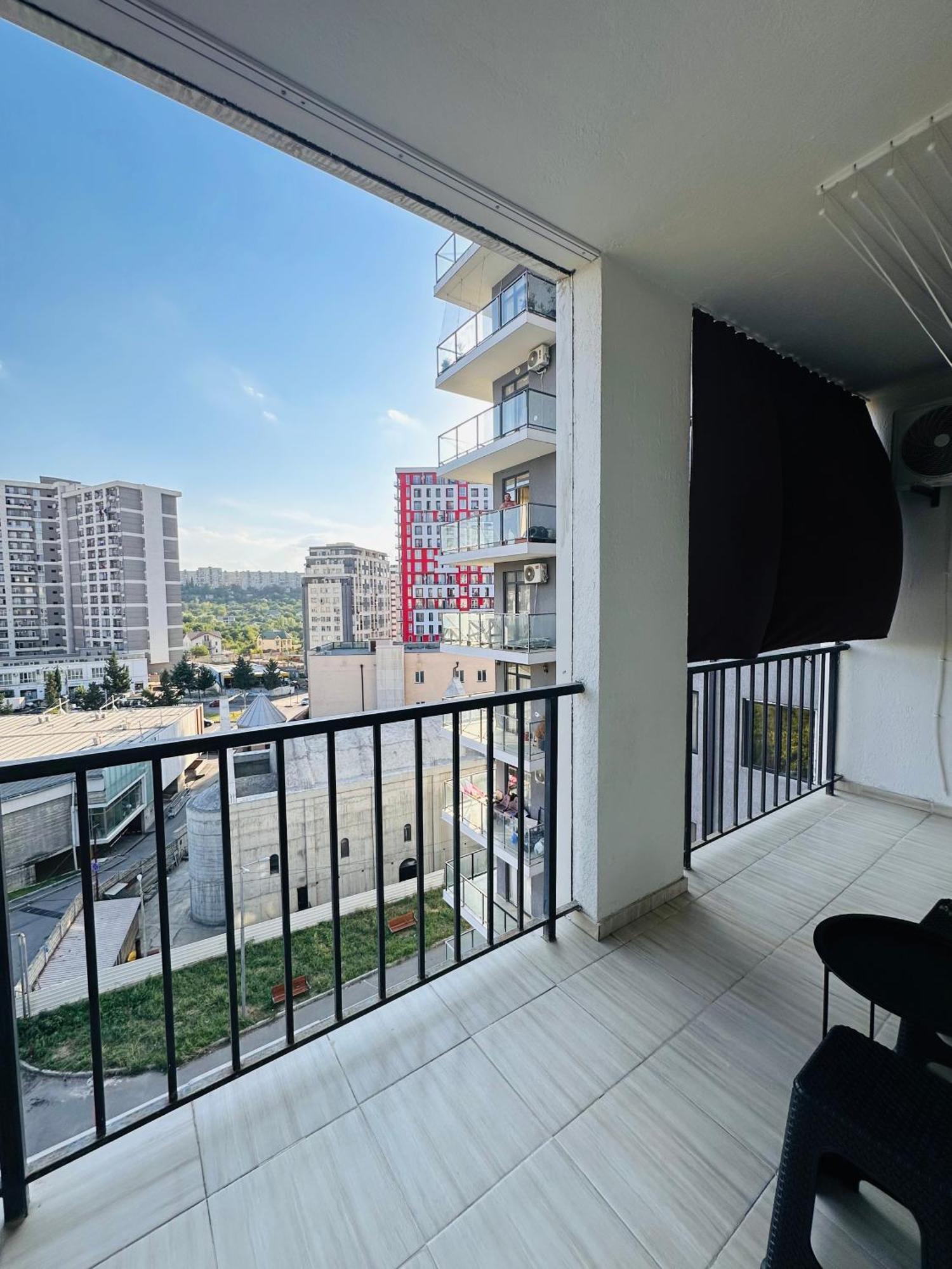 Apartment Label *